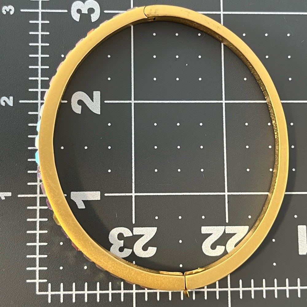 Matching Gold Bangle with Earrings - Picture 6 of 6